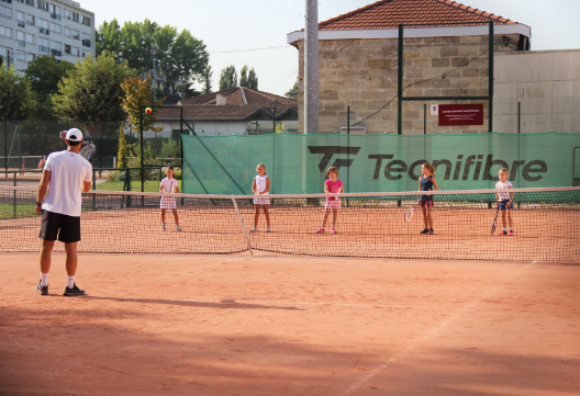 Cours de tennis jeunes